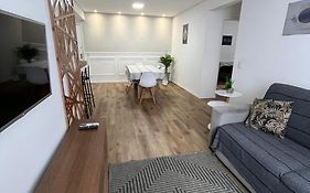 Guaru 17 Apartamento na Praia da Enseada